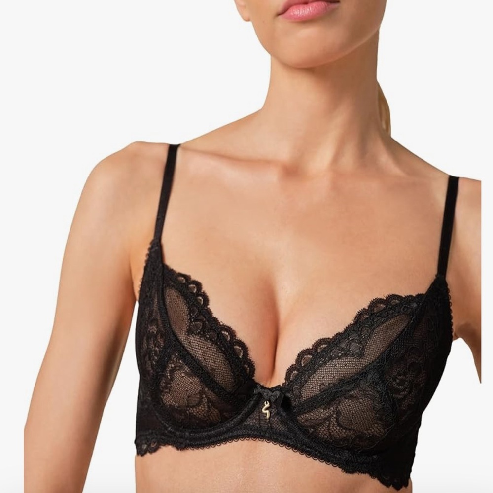 Gossard Black Lace Underwire Bra with Sheer Detailing